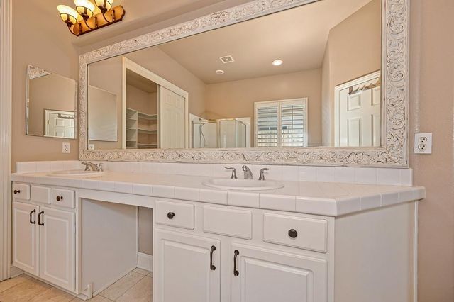 7205 Abruzzo Ct, Elk Grove, CA 95757