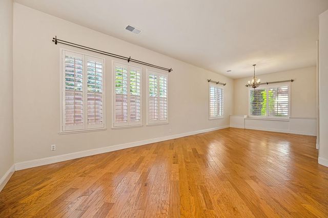 7205 Abruzzo Ct, Elk Grove, CA 95757