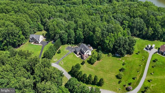 8070 AMBERLEIGH PLACE, La Plata, MD 20646