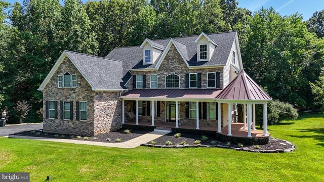 8070 AMBERLEIGH PLACE, La Plata, MD 20646