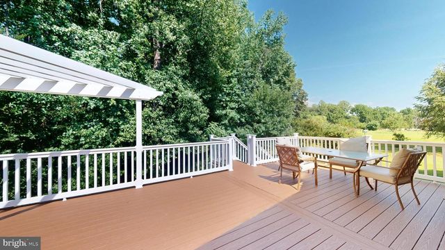 8070 AMBERLEIGH PLACE, La Plata, MD 20646