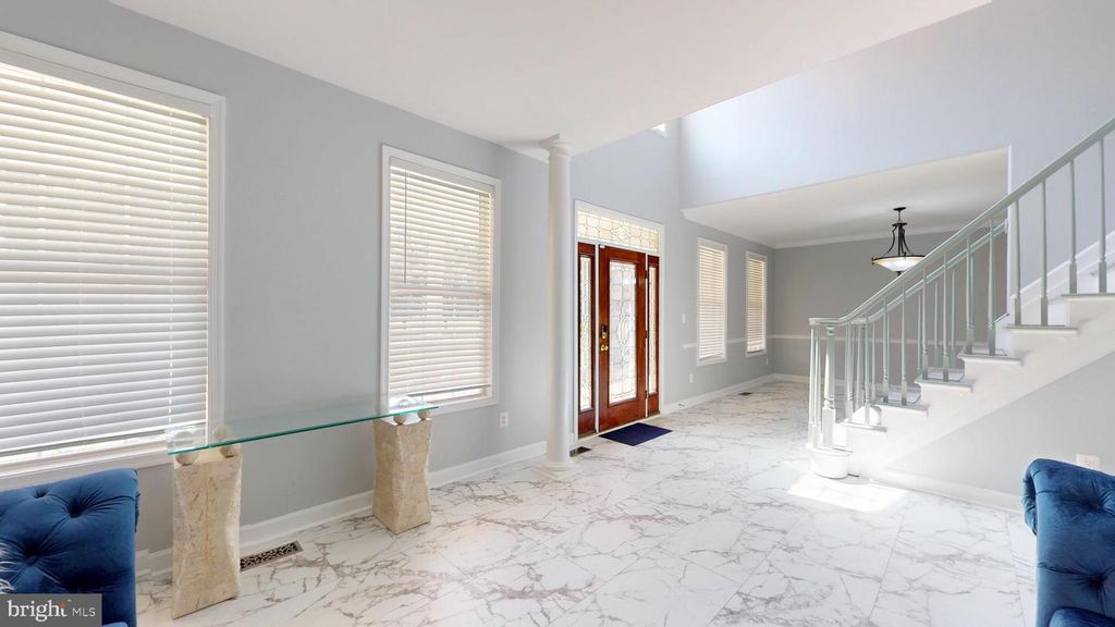 Image 15 of property listing at 8070 AMBERLEIGH PLACE, La Plata, MD 20646