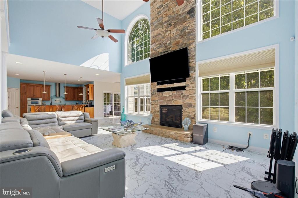 Image 20 of property listing at 8070 AMBERLEIGH PLACE, La Plata, MD 20646