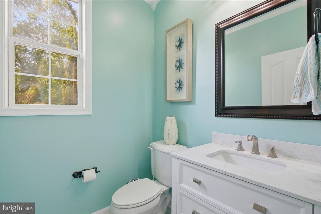 Image 22 of property listing at 8070 AMBERLEIGH PLACE, La Plata, MD 20646