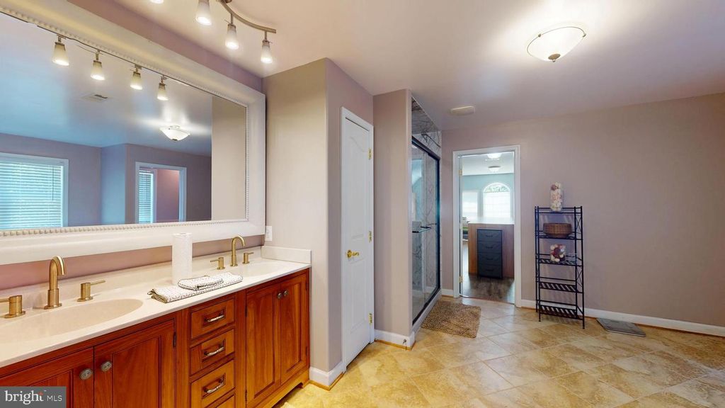 Image 32 of property listing at 8070 AMBERLEIGH PLACE, La Plata, MD 20646