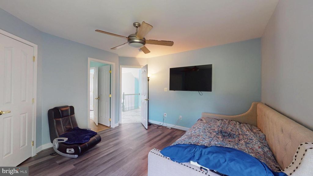 Image 38 of property listing at 8070 AMBERLEIGH PLACE, La Plata, MD 20646