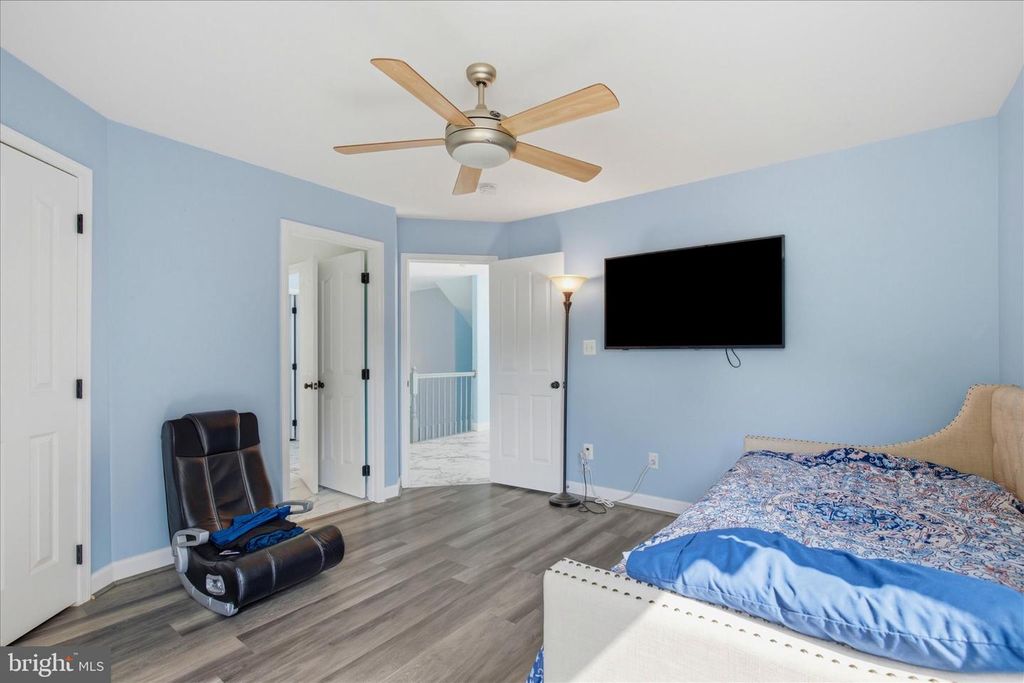 Image 63 of property listing at 8070 AMBERLEIGH PLACE, La Plata, MD 20646