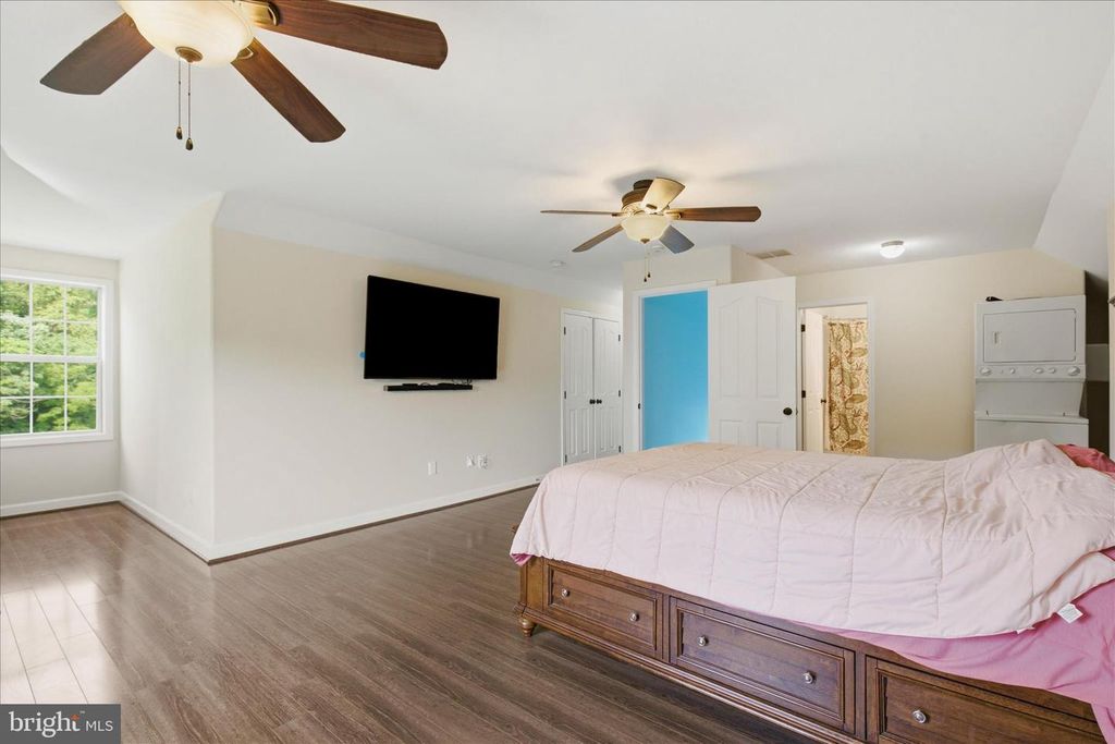 Image 67 of property listing at 8070 AMBERLEIGH PLACE, La Plata, MD 20646