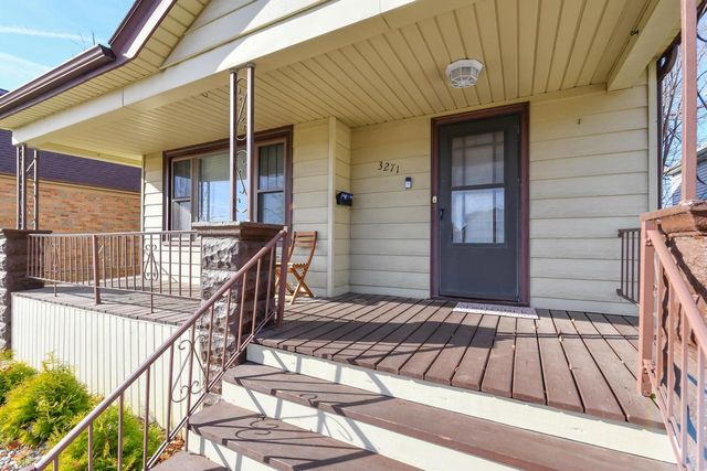 3271 S 10th STREET, Milwaukee, WI 53215