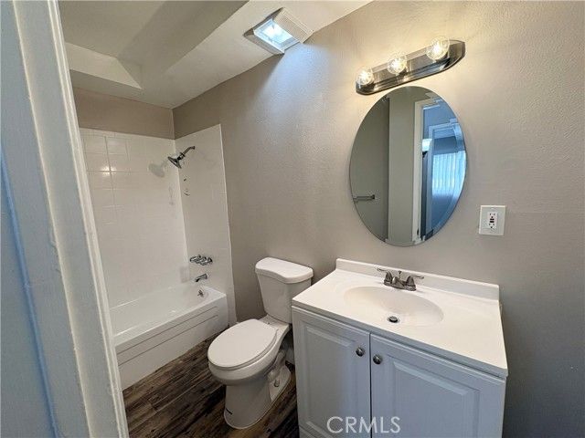 4920 Maine Avenue J, Baldwin Park, CA 91706