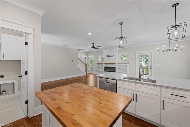 168 Hunters Glen Drive, Summerfield, NC 27358