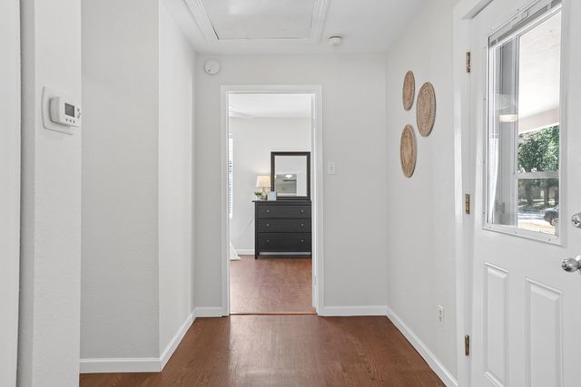 1702 Willow ST, Austin, TX 78702