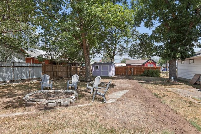 1702 Willow ST, Austin, TX 78702