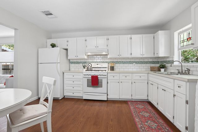 1702 Willow ST, Austin, TX 78702