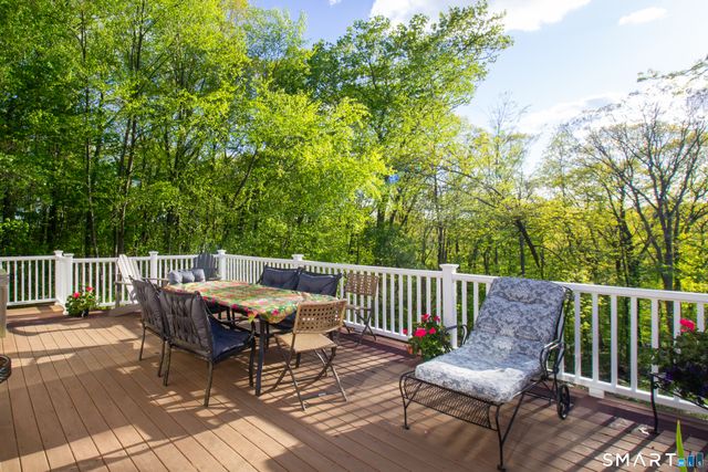 23 Button Road, Shelton, CT 06484