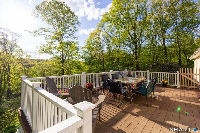 23 Button Road, Shelton, CT 06484