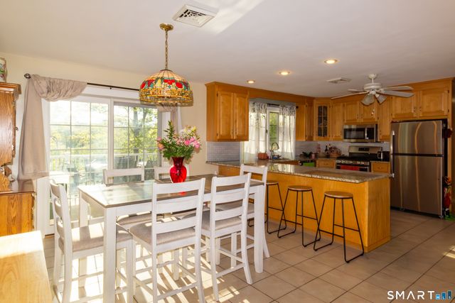 23 Button Road, Shelton, CT 06484