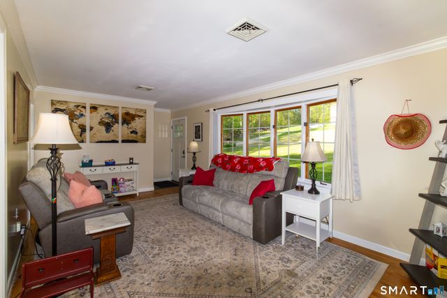 23 Button Road, Shelton, CT 06484