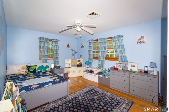 23 Button Road, Shelton, CT 06484