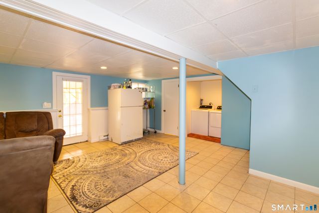 23 Button Road, Shelton, CT 06484