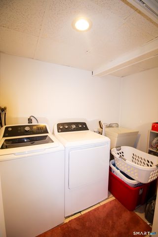 23 Button Road, Shelton, CT 06484