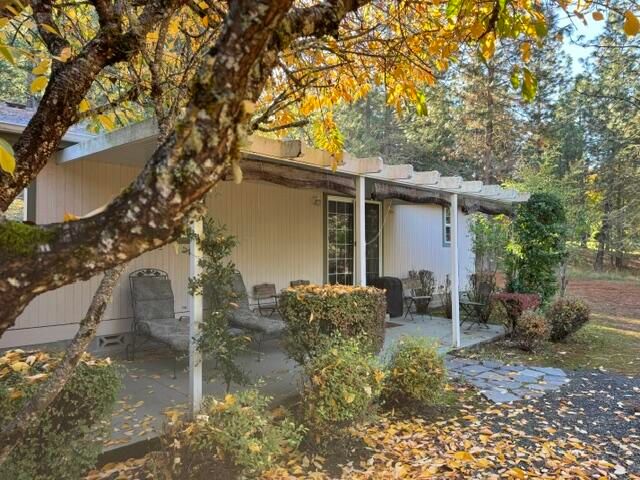 876 Ferry Road, Grants Pass, OR 97526