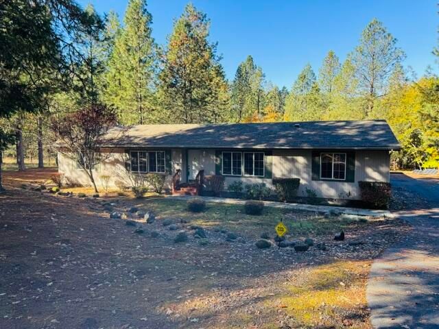876 Ferry Road, Grants Pass, OR 97526