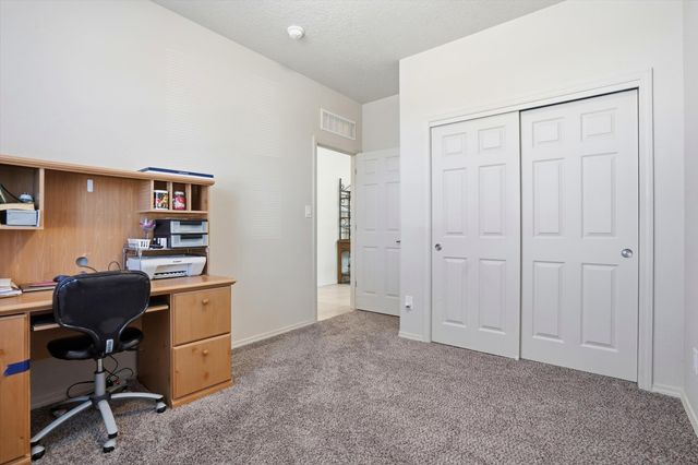 4433 Golden Eagle Loop NE, Rio Rancho, NM 87144