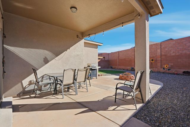4433 Golden Eagle Loop NE, Rio Rancho, NM 87144