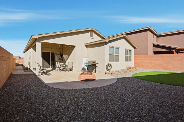 4433 Golden Eagle Loop NE, Rio Rancho, NM 87144