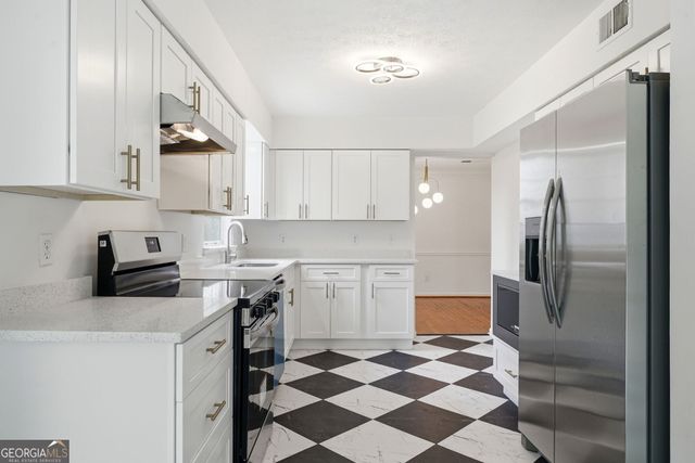 1028 Pepperwood Trail, Norcross, GA 30093