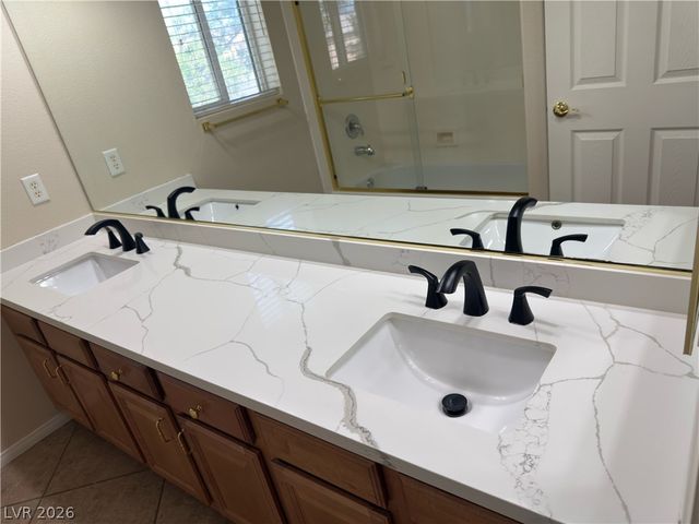 1010 Shady Charmer Avenue, Henderson, NV 89052