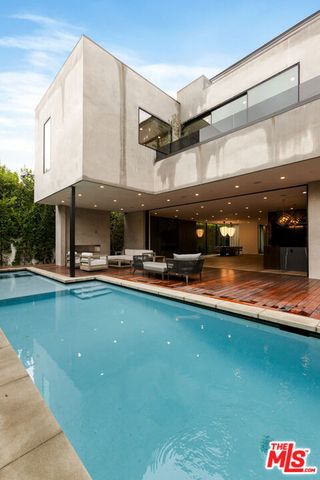 738 N Harper Avenue, Los Angeles, CA 90046