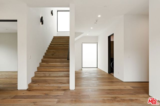 738 N Harper Avenue, Los Angeles, CA 90046