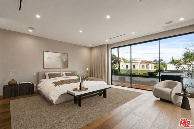 738 N Harper Avenue, Los Angeles, CA 90046