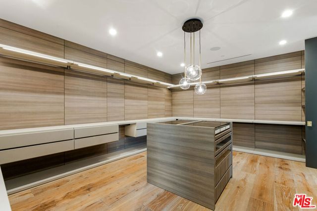 738 N Harper Avenue, Los Angeles, CA 90046