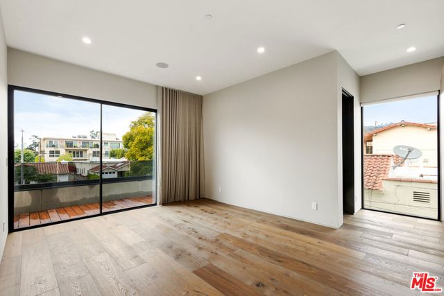738 N Harper Avenue, Los Angeles, CA 90046