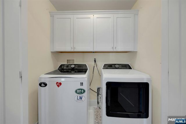 33 Cranberry Lane 17, Montvale, NJ 07645