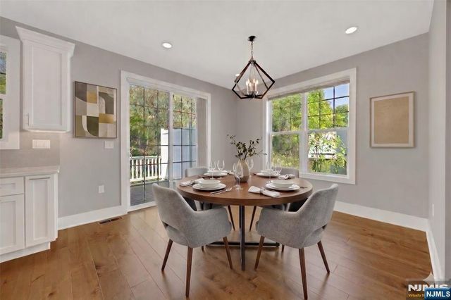 33 Cranberry Lane 17, Montvale, NJ 07645