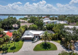 622 TROPICAL CIRCLE, Sarasota, FL 34242