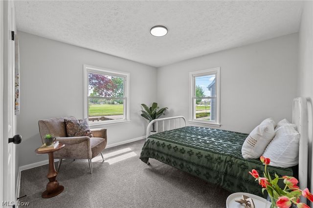 2127 Quayle Drive, Akron, OH 44312