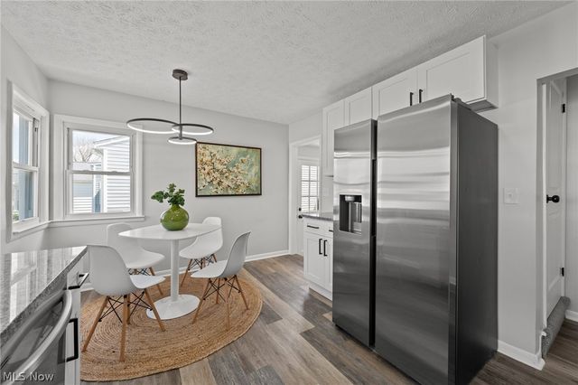 2127 Quayle Drive, Akron, OH 44312