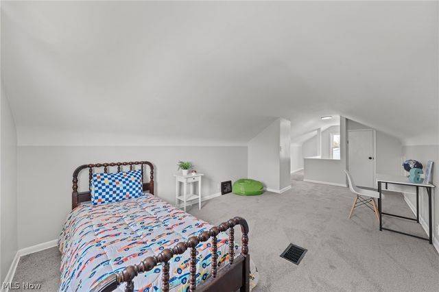 2127 Quayle Drive, Akron, OH 44312