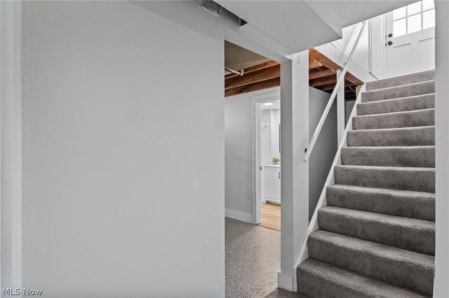 2127 Quayle Drive, Akron, OH 44312