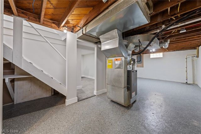 2127 Quayle Drive, Akron, OH 44312