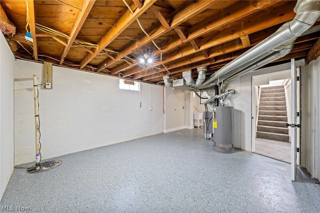 2127 Quayle Drive, Akron, OH 44312