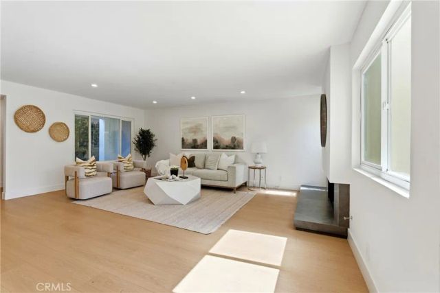 41 Seton Rd, Irvine, CA 92612