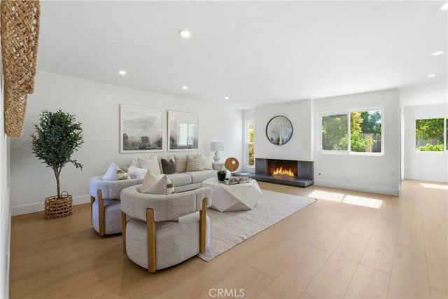 41 Seton Rd, Irvine, CA 92612