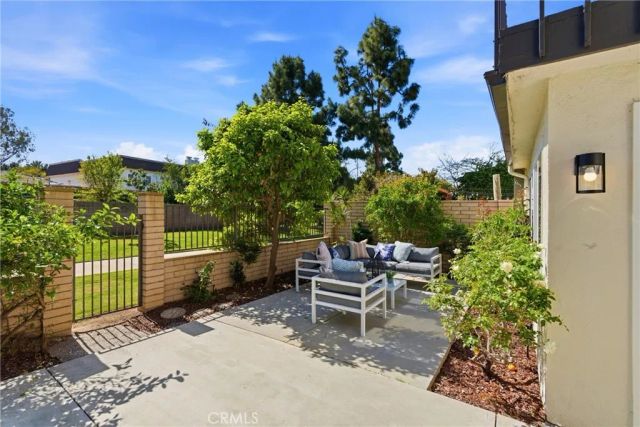 41 Seton Rd, Irvine, CA 92612