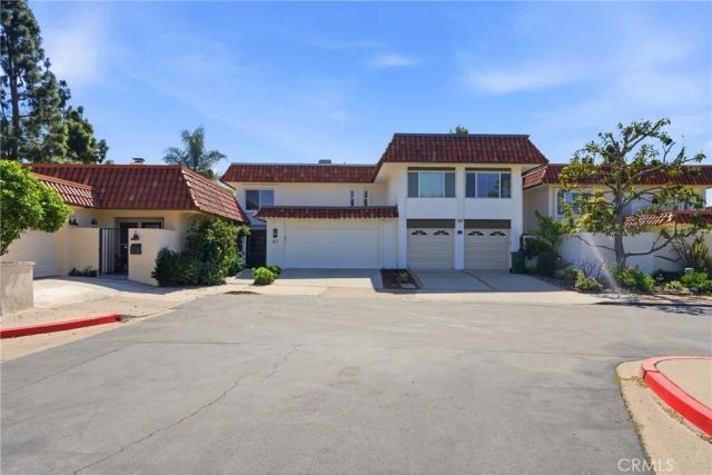 41 Seton Rd, Irvine, CA 92612